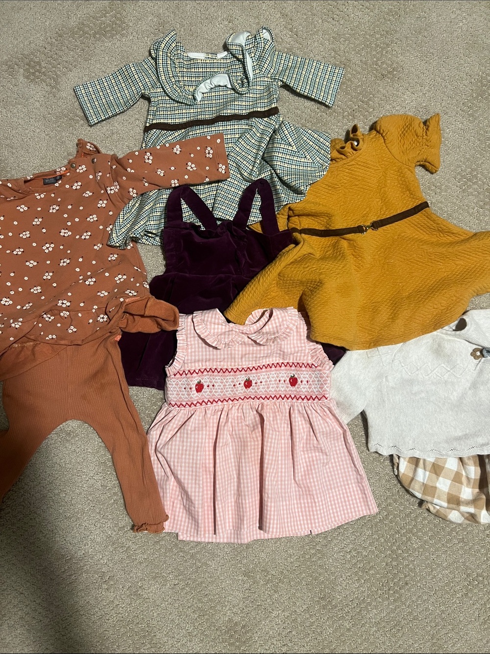 Assorted Baby Girl 6-12mo Clothing Bundle